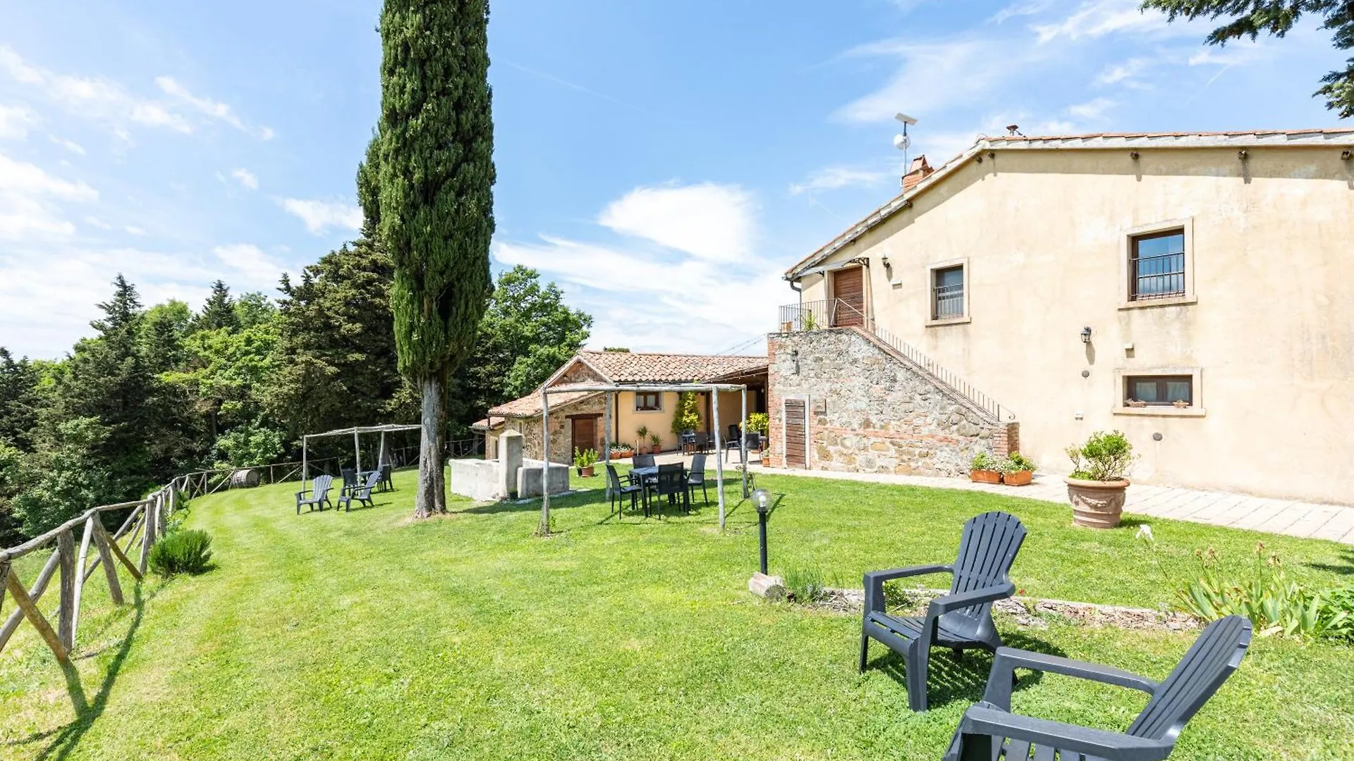 Masseria Del Bosco Poderuccio Кьянчано-Терме Фермерский дом